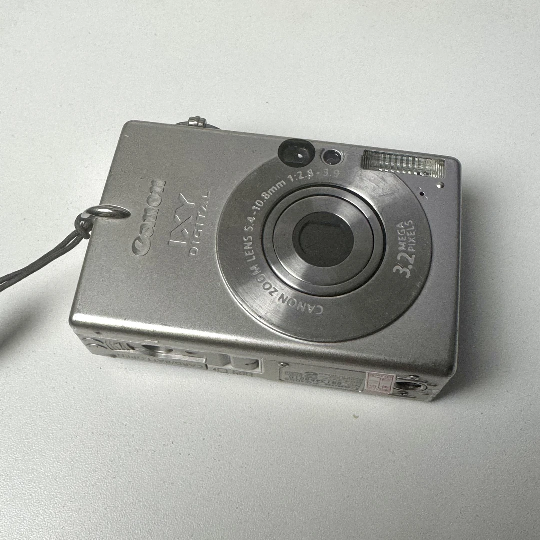 95新 Canon/佳能 ixy 30a 复古ccd数码相机 出片复古冷白皮