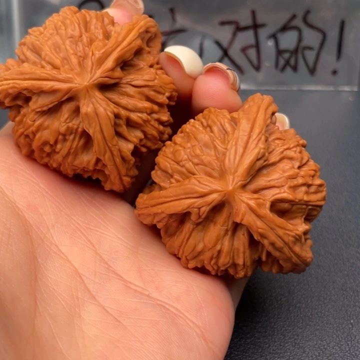 5***9吊坠文玩核桃白狮子