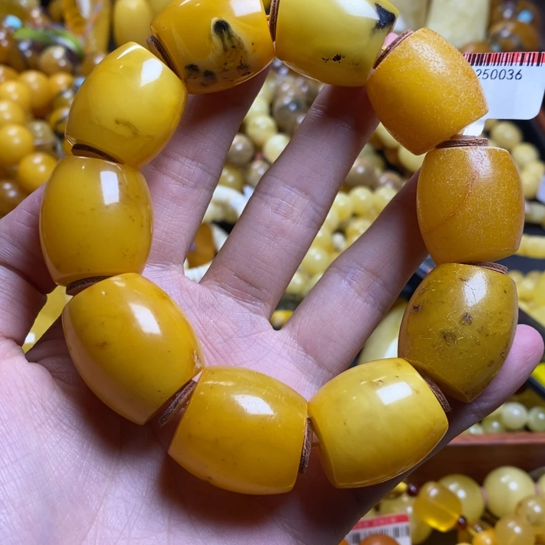 逍***翁琥珀未镶嵌珠宝奇石蜜蜡