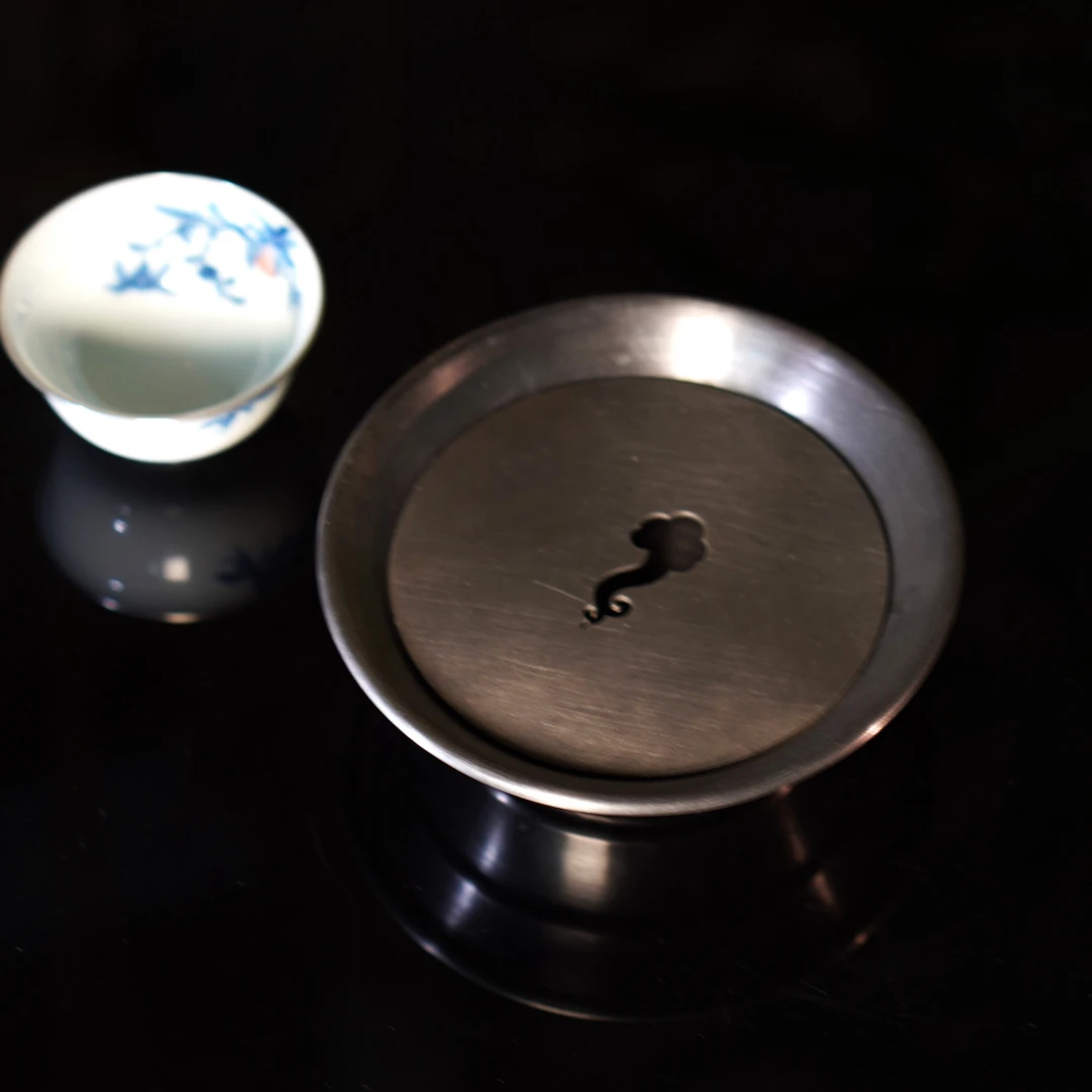 纯锡手打双层蓄水壶承杯托尺寸10*3.3厘米