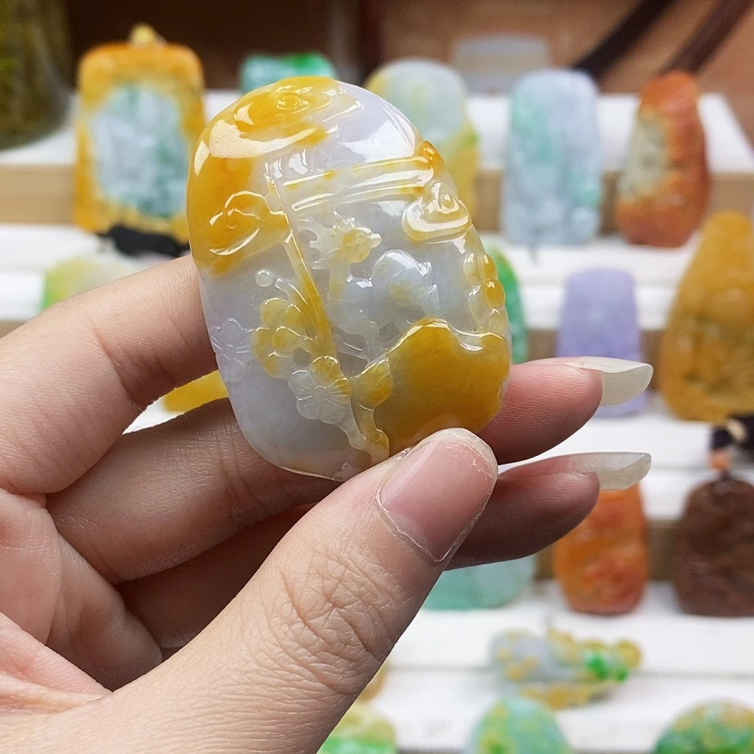 定制翡翠未镶嵌翡翠