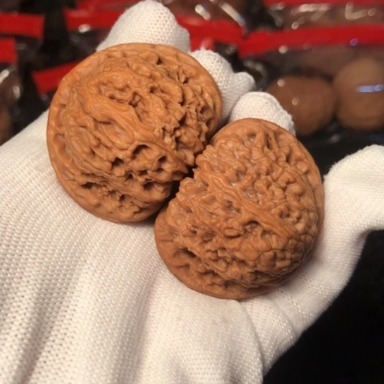 把件文玩核桃球疆41.5