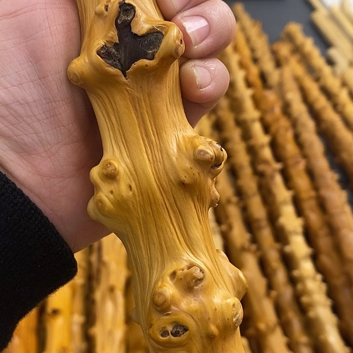 y***见云南对节盘玩儿手棍