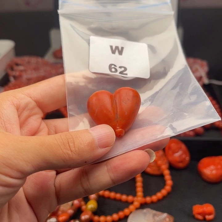 未镶嵌南红玛瑙多样性发货吊坠南红玛瑙