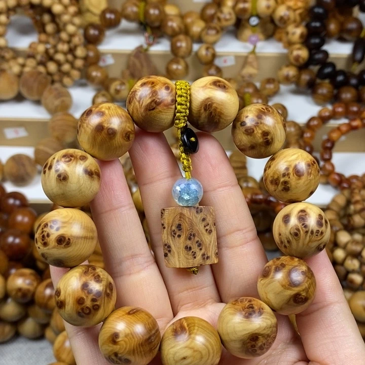 柏木（崖柏）1.8双面瘤疤雀眼