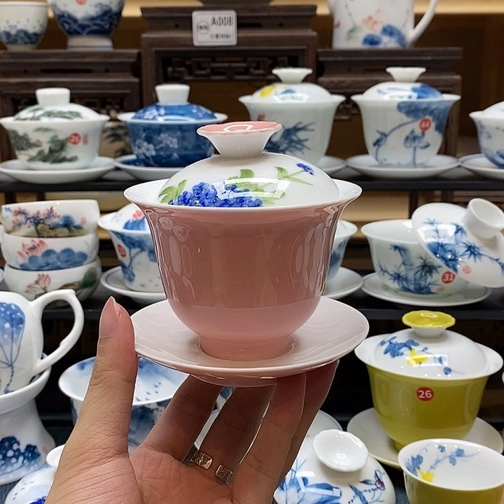 手绘绣球盖碗160cc釉下彩微瑕福利款