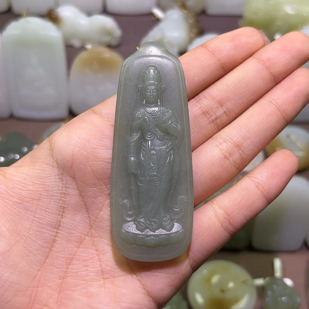 和田玉未镶嵌颈饰