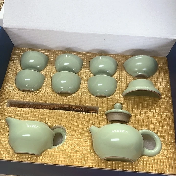 孤品茶具套装等。