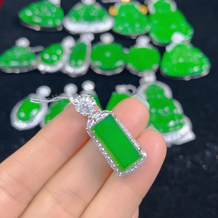 翡翠银S925镶嵌吊坠(不含链)