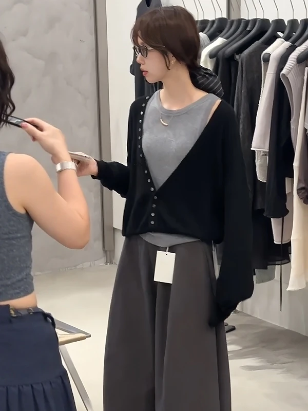 韩系慵懒宽松黑色针织开衫女2025秋季新高级感吊带搭配短外套套装