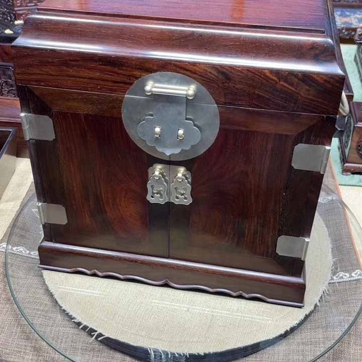 紫檀木类成套家具