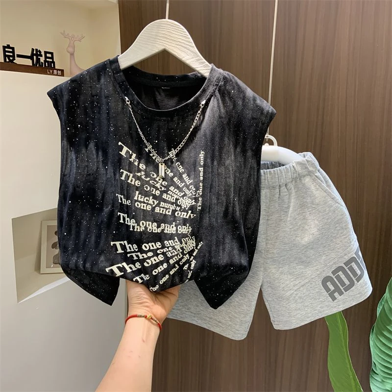 男童夏装2024新款洋气儿童背心宝宝夏季薄款上衣男孩酷帅无袖t恤