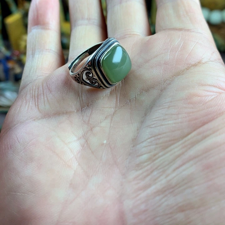 吊坠(赠链)未镶嵌岫岩河磨玉（透闪石质玉）璧*