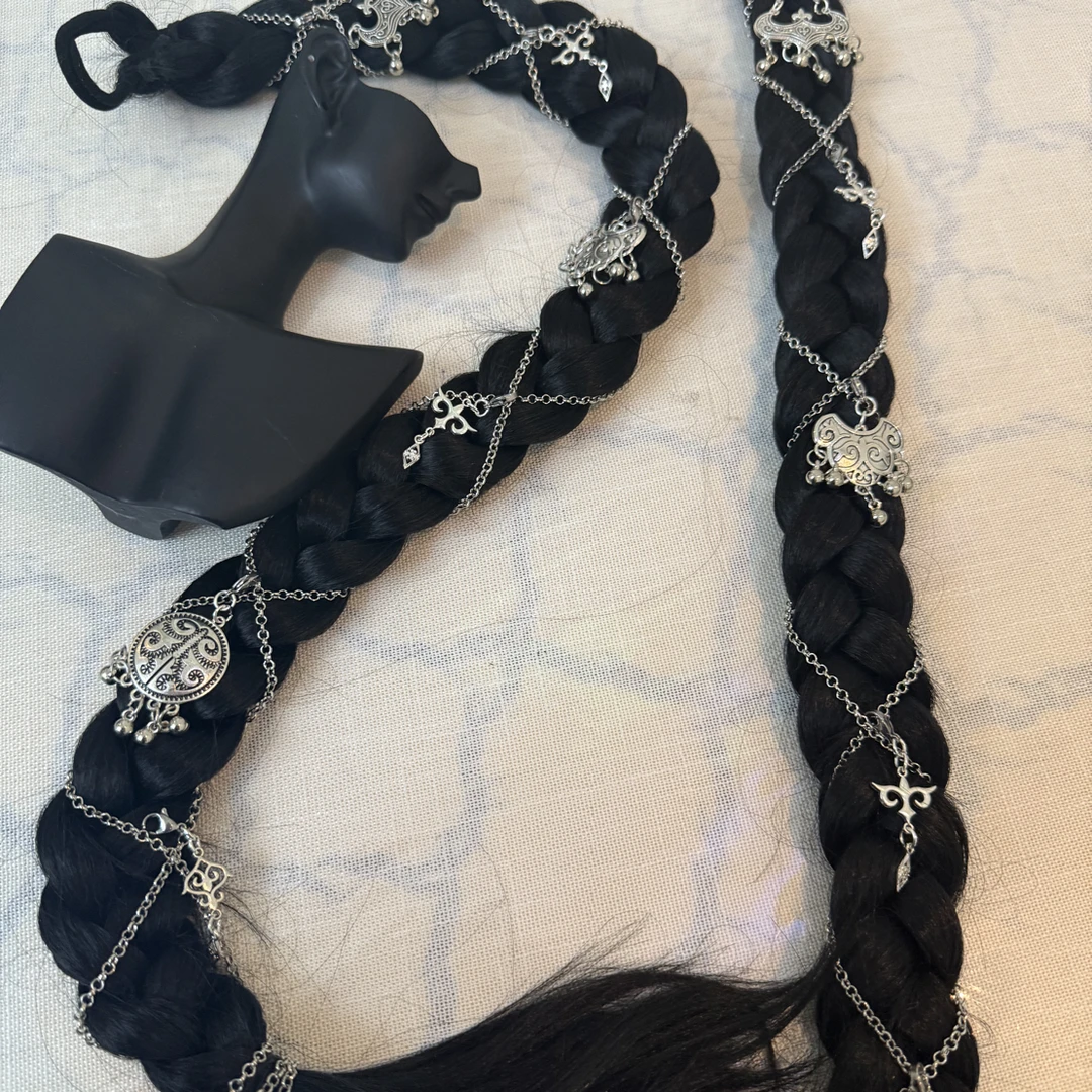 哈萨克民族风手工辫子