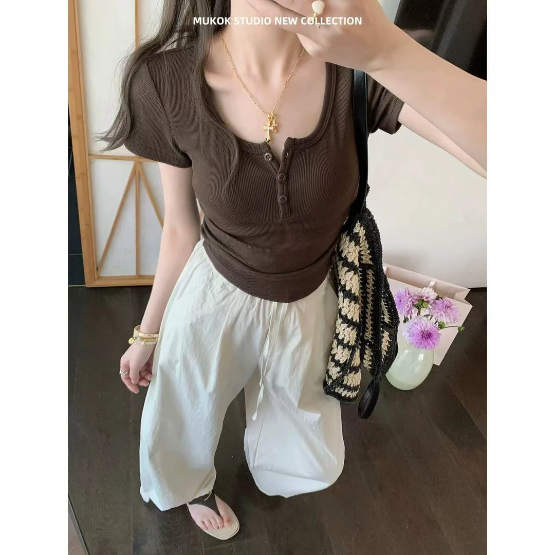 夏季新款纯欲辣妹修身U领款纽扣半开领正肩简约纯色小众短款T恤女