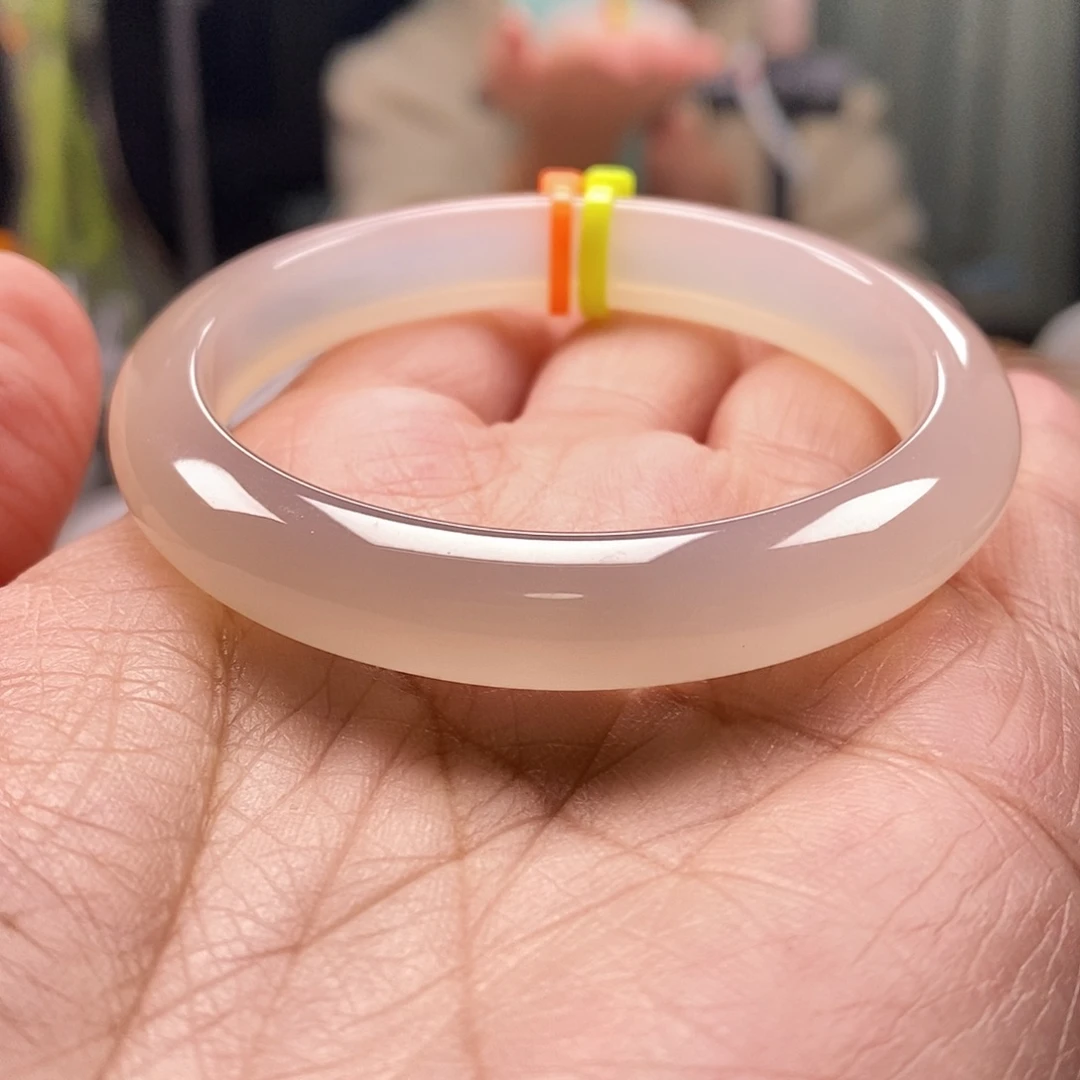 玛瑙/玉髓手镯合金九*?