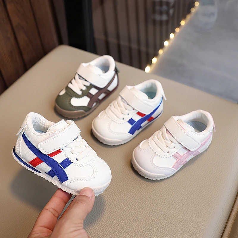 儿童运动鞋2025年春秋季新款男童小白鞋女童休闲鞋学步鞋阿甘板鞋