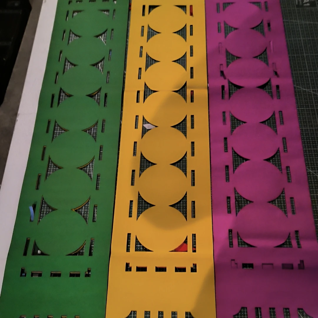 60克双胶纸制作的多规格镂空剪纸吊联吊纸