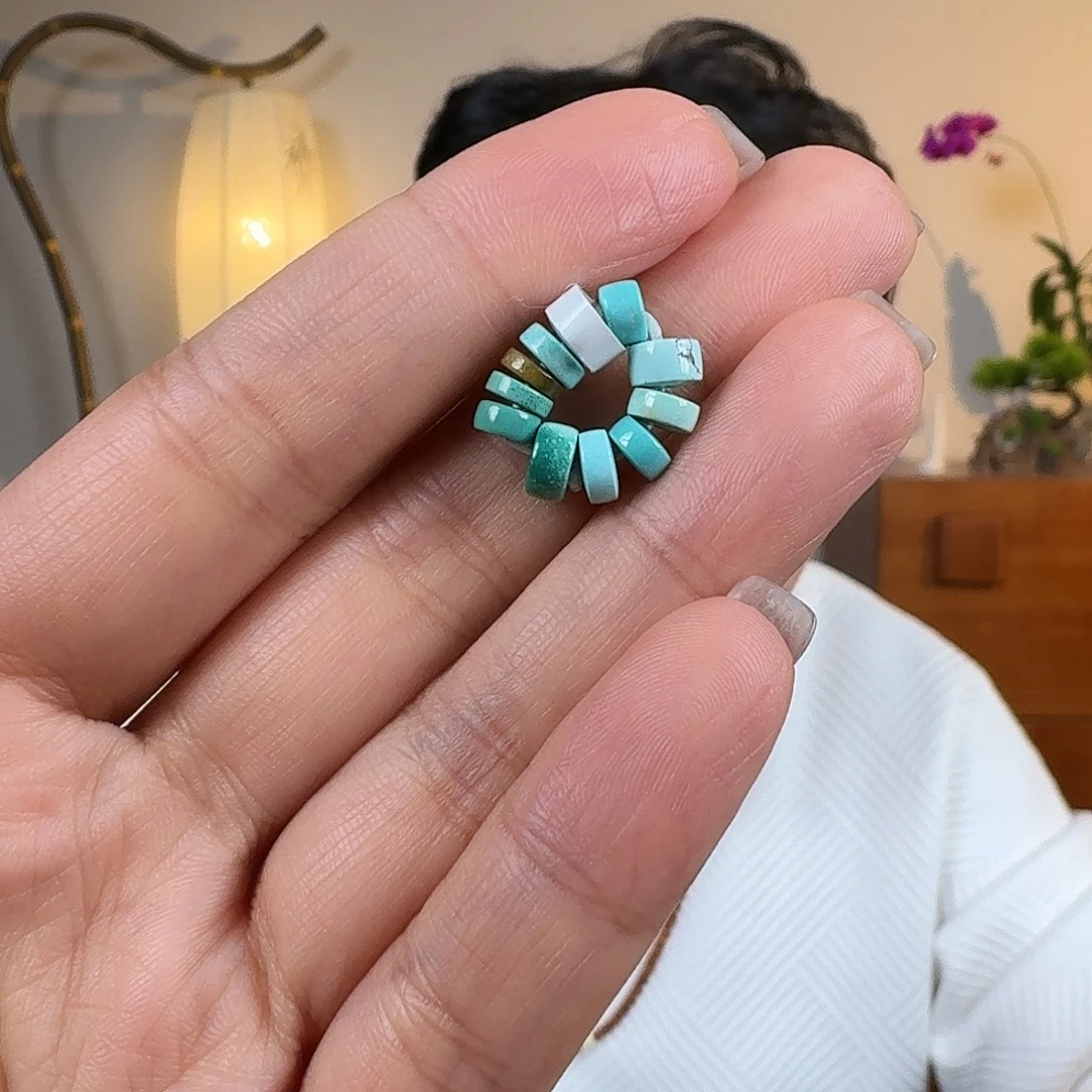 化***石绿松石未镶嵌挂件