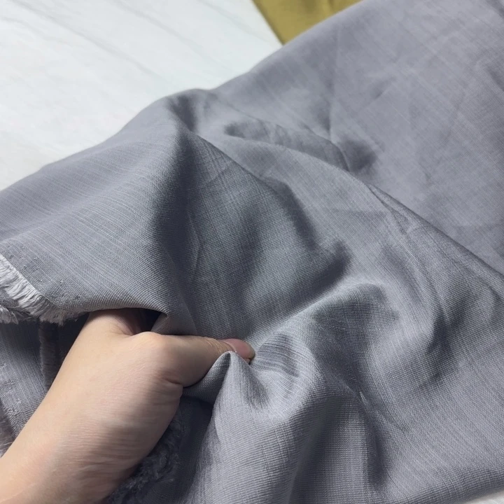 混纺棉浅灰色2.5米。