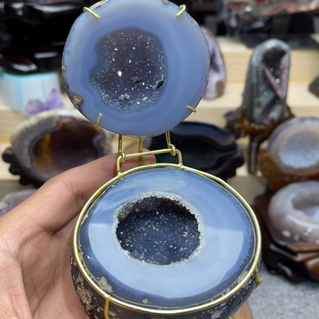 水晶大型摆件未镶嵌