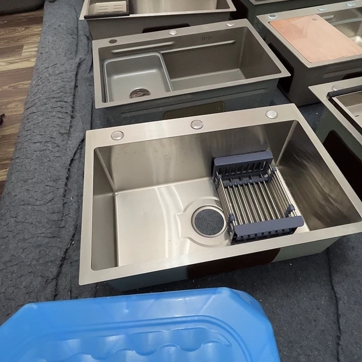 方形款55.40方龙头一套