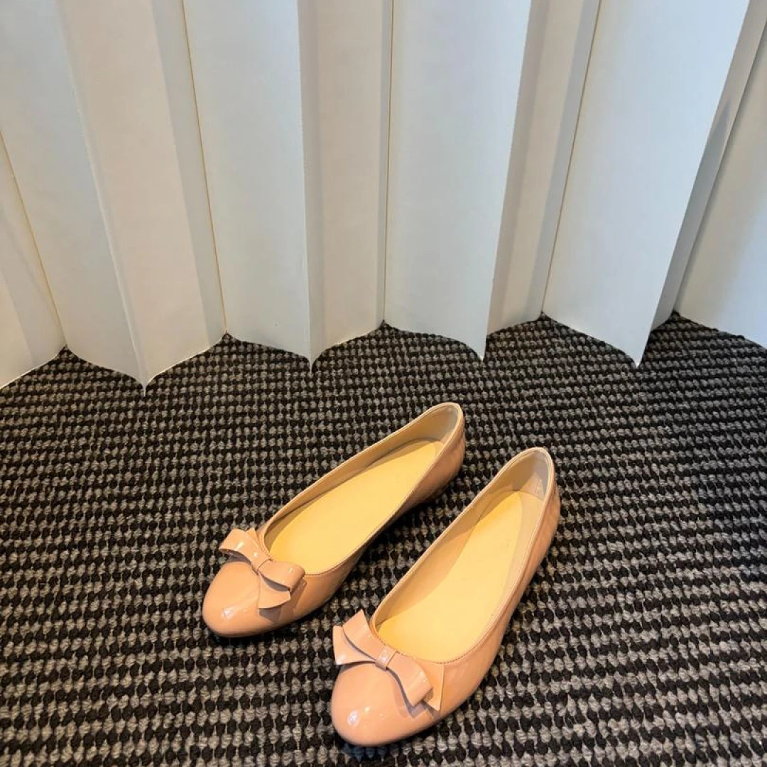 2025新款真皮蝴蝶结平底鞋法式仙女风浅口单鞋大码女鞋