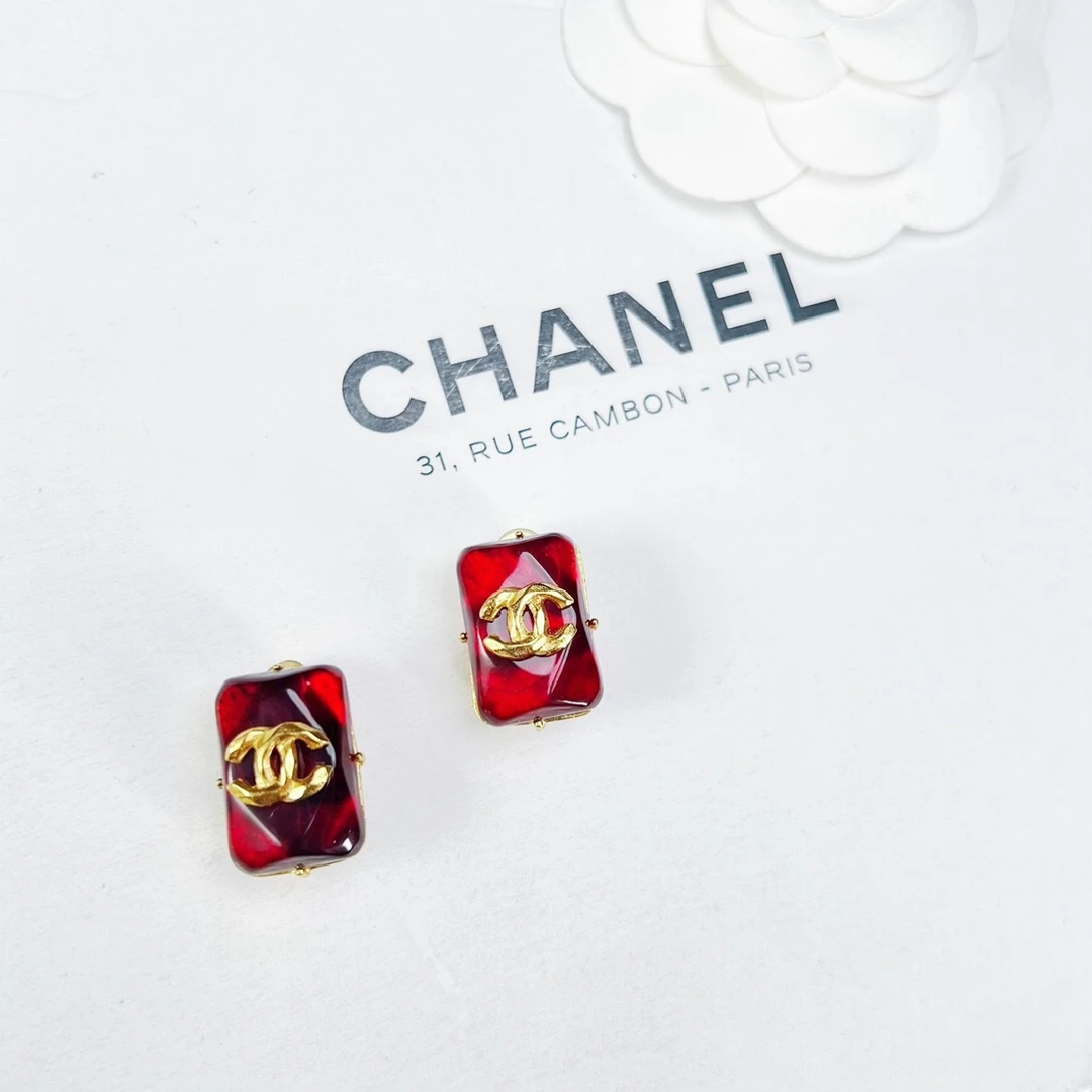 95新 Chanel/香奈儿 柚礼中古/香奈儿红琉璃糖豆方糖耳夹lz508211