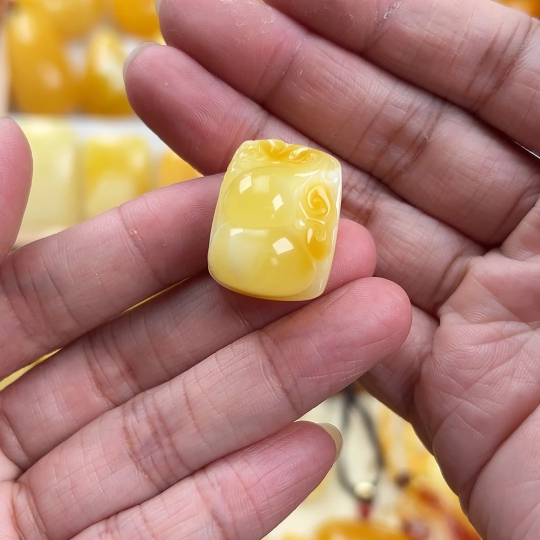 蜜蜡颈饰未镶嵌蜜蜡