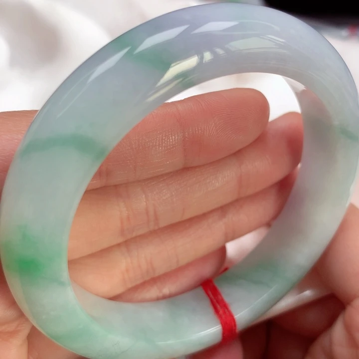 翡翠手镯未镶嵌冰胶春彩飘花60号