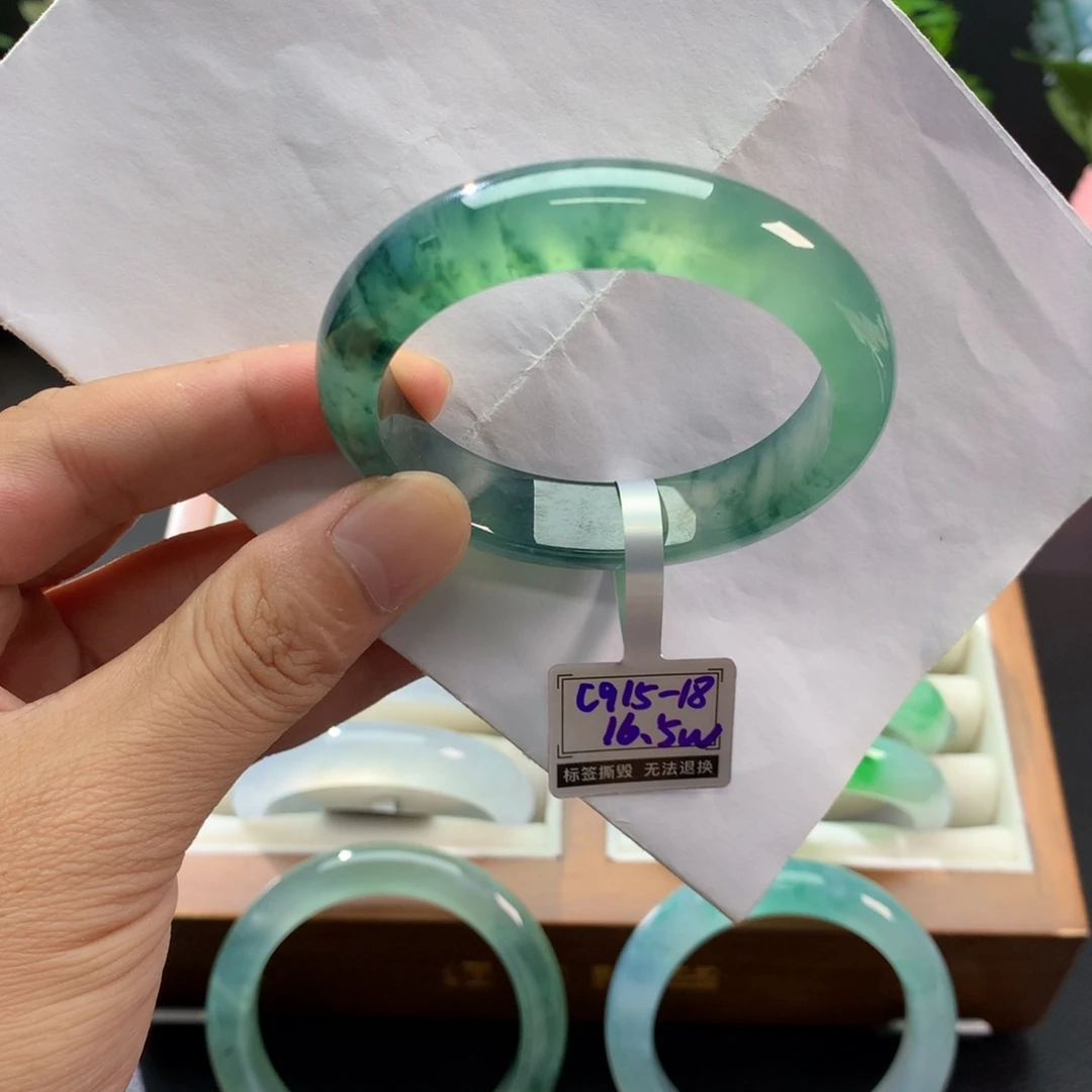 未镶嵌手镯翡翠翡翠手镯