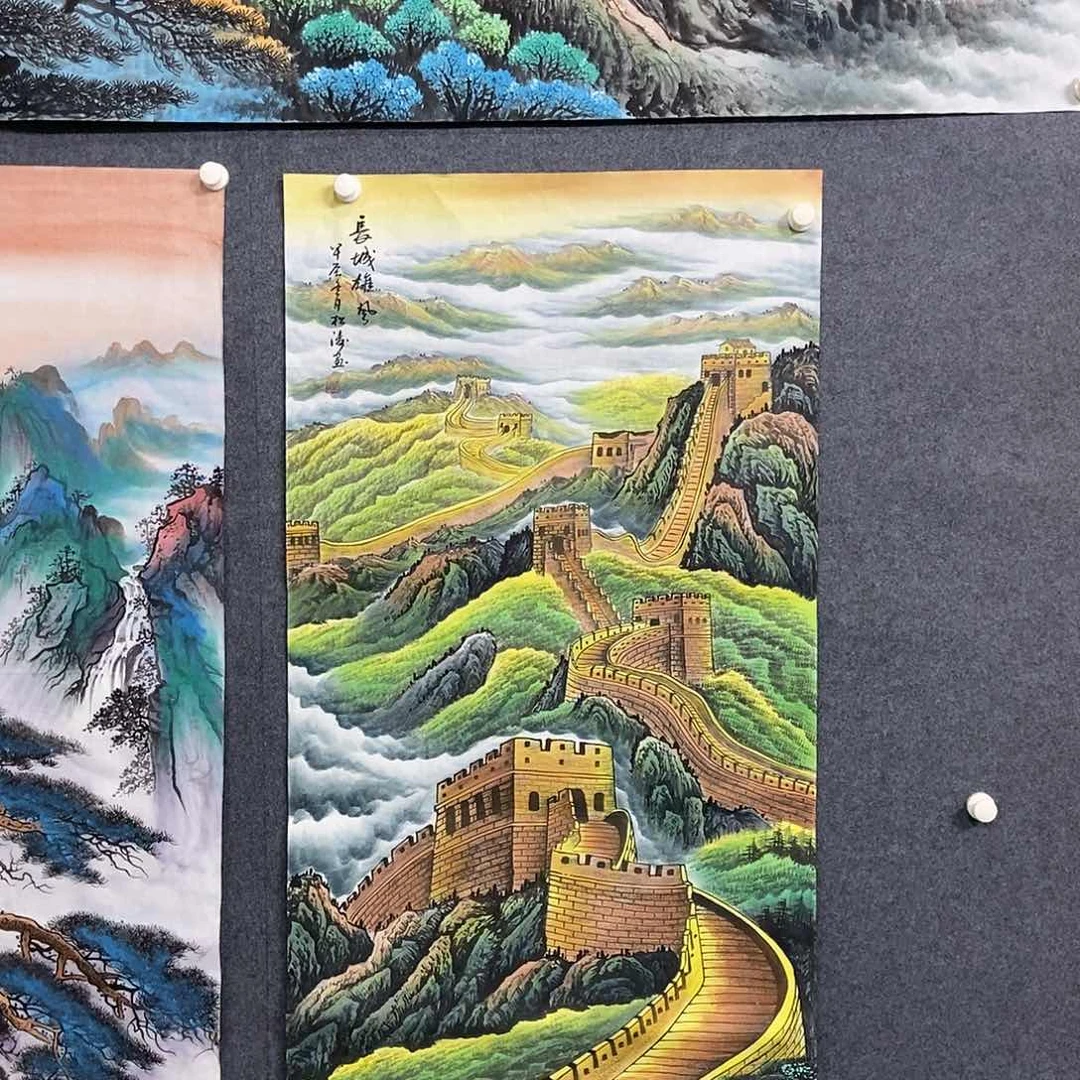 国画四尺长城一副
