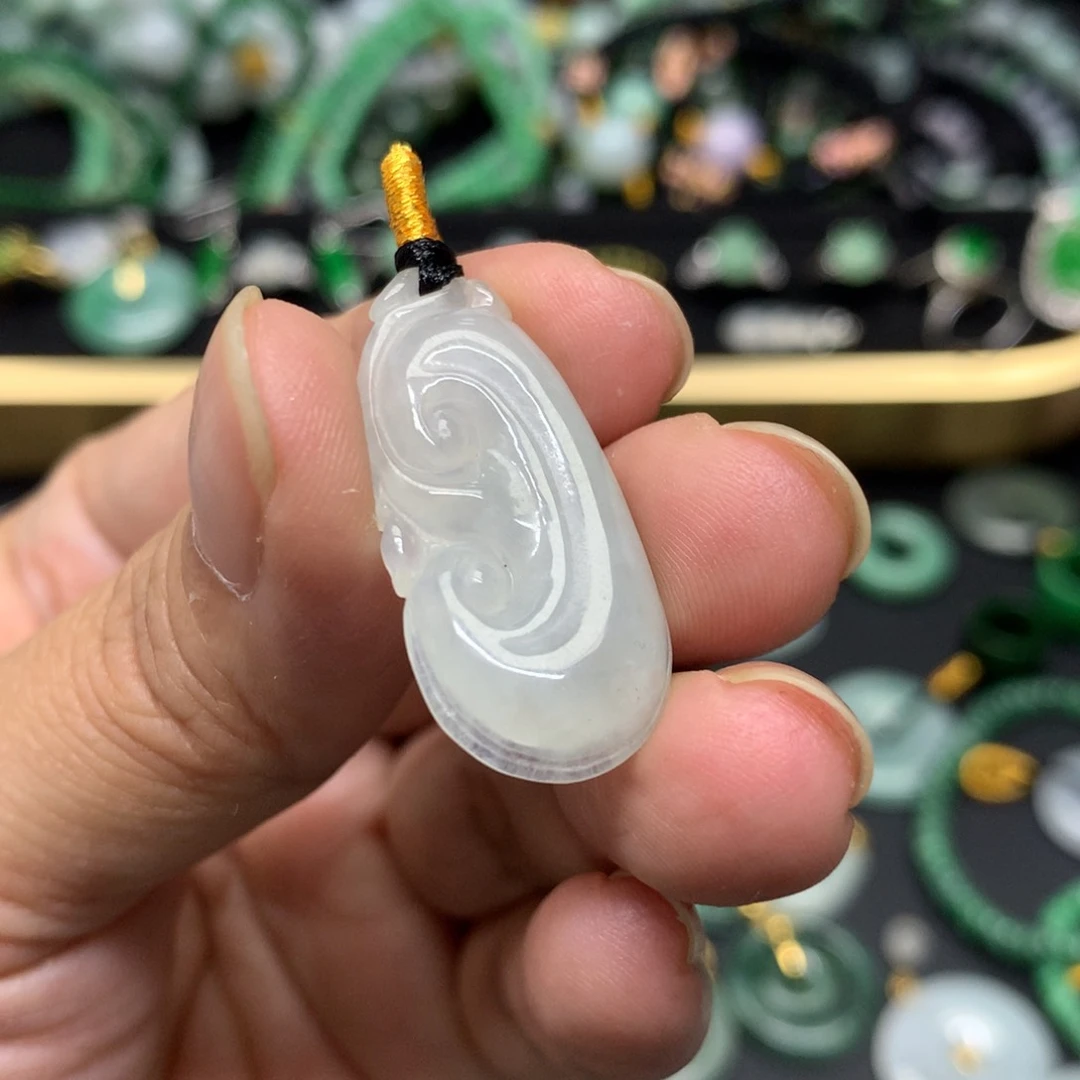 吊坠(不含链)未镶嵌翡翠有纹裂