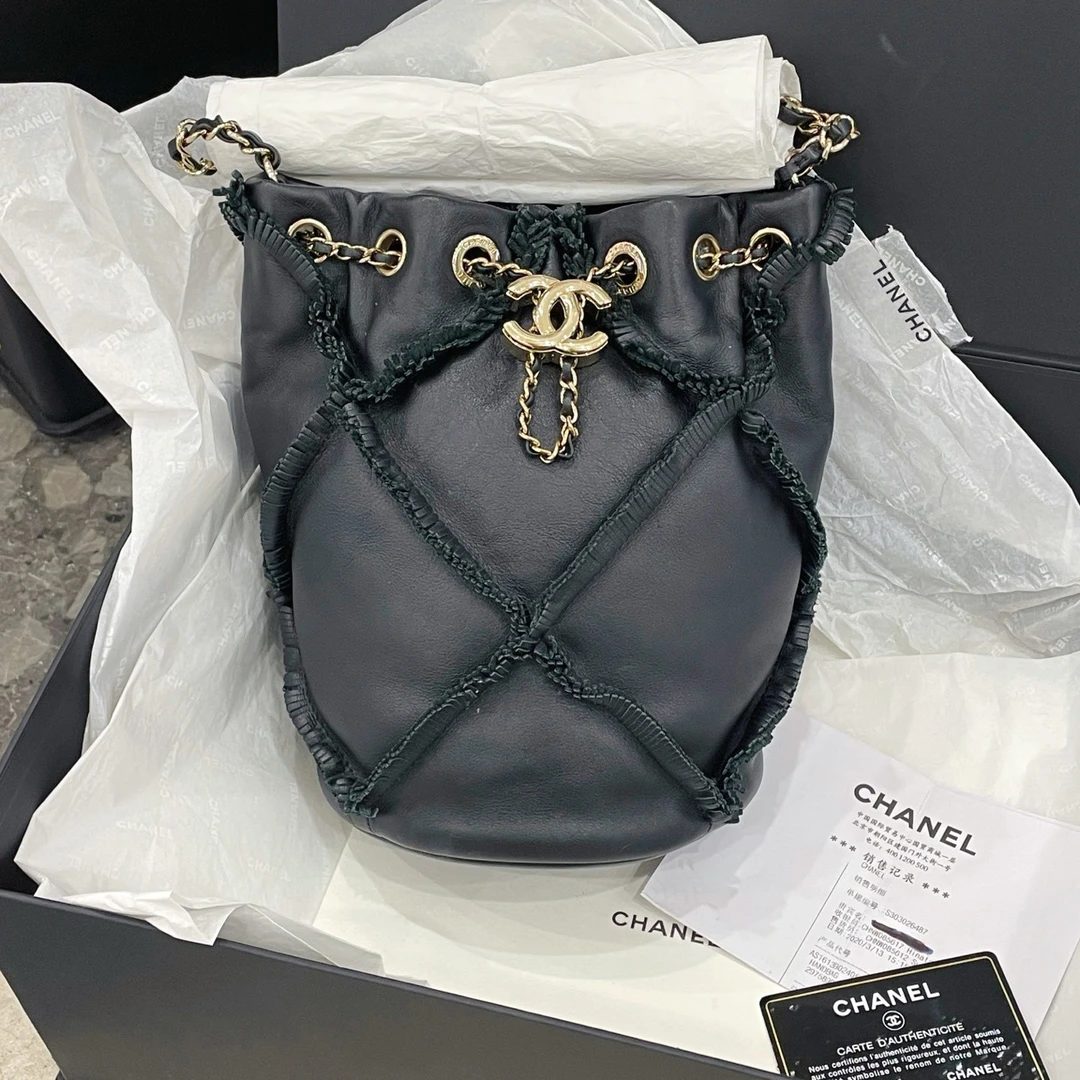 95新 Chanel/香奈儿 带票抽绳水桶包山羊皮金属抽绳29开