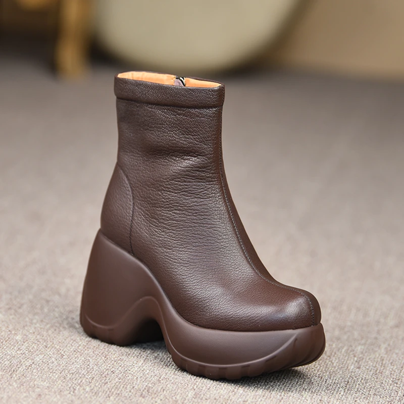 10cm不累脚坡跟短靴2025秋冬季新款高跟鞋轻便防滑厚底真皮女靴子
