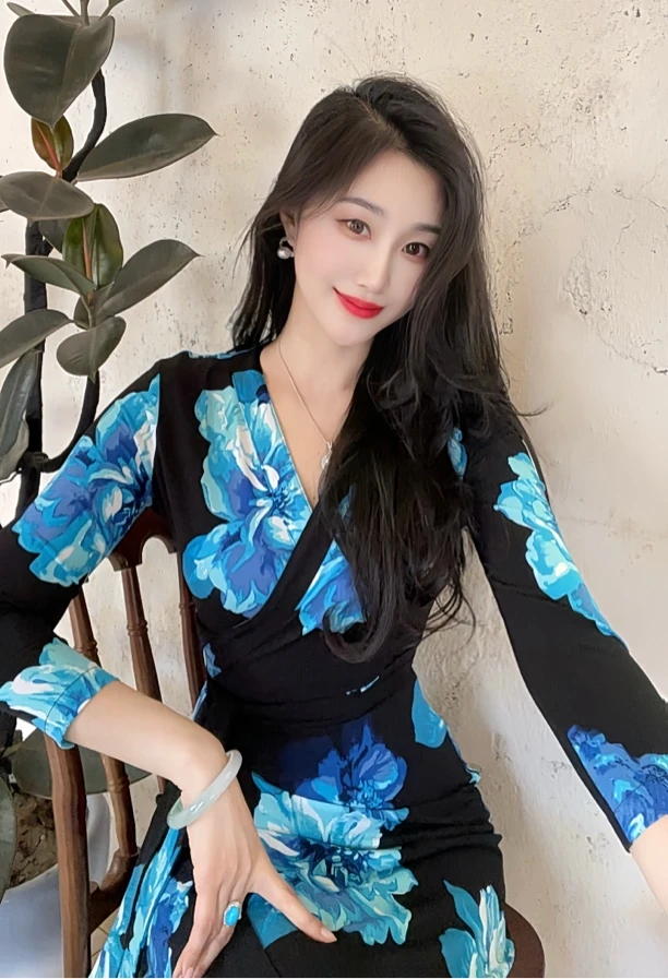 海底蓝玫瑰 裹身裙一片式气质修身显瘦印花连衣裙茶歇裙 度假长裙