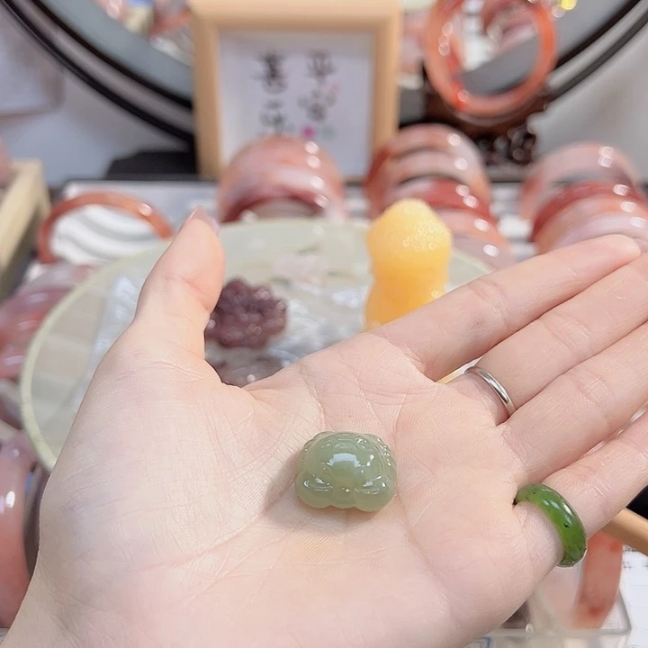 石英质玉手镯未镶嵌許**꩓