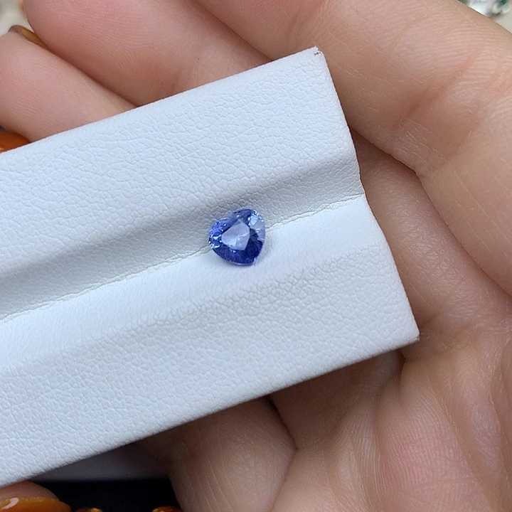 蓝宝石裸石1.03ct蓝宝石