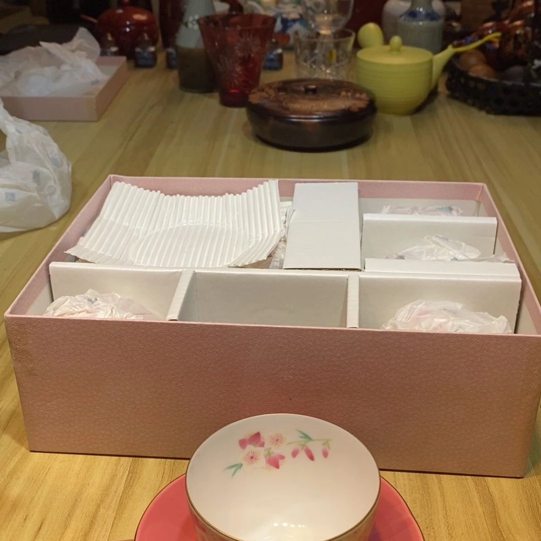 蝴**儿易雅集工艺品有限公司