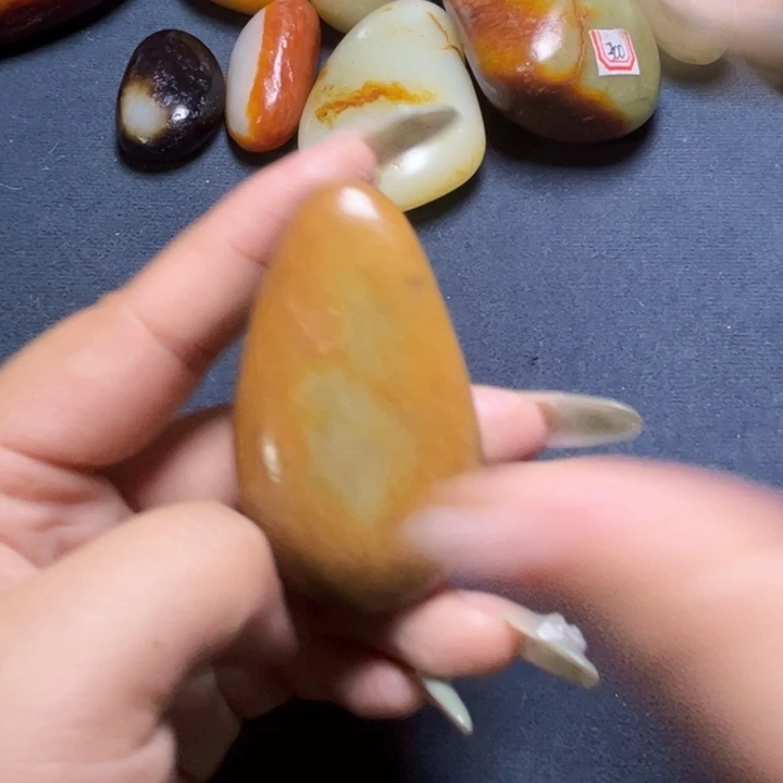 未镶嵌和田玉珠宝奇石