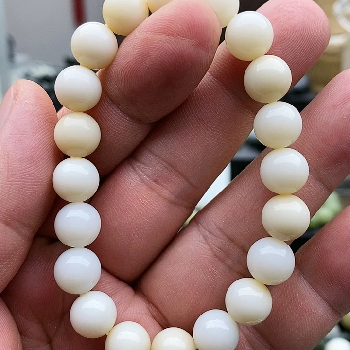 【闪购商品】未镶嵌手链和田玉10tang bai