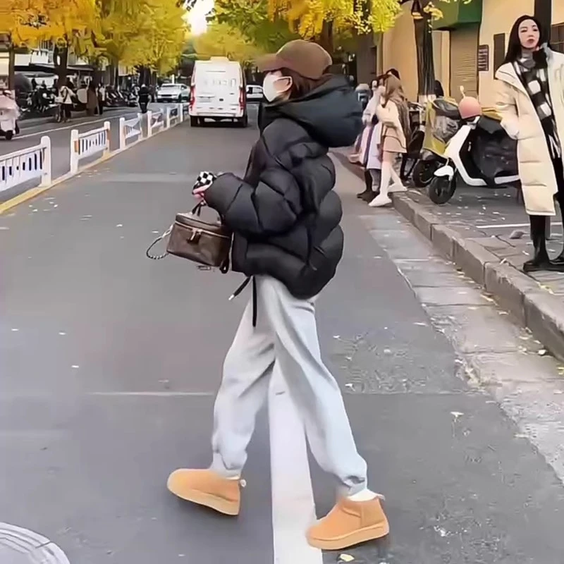 泡芙龟背黑色短款羽绒服女款2025冬季新款连帽90白鸭绒面包服外套