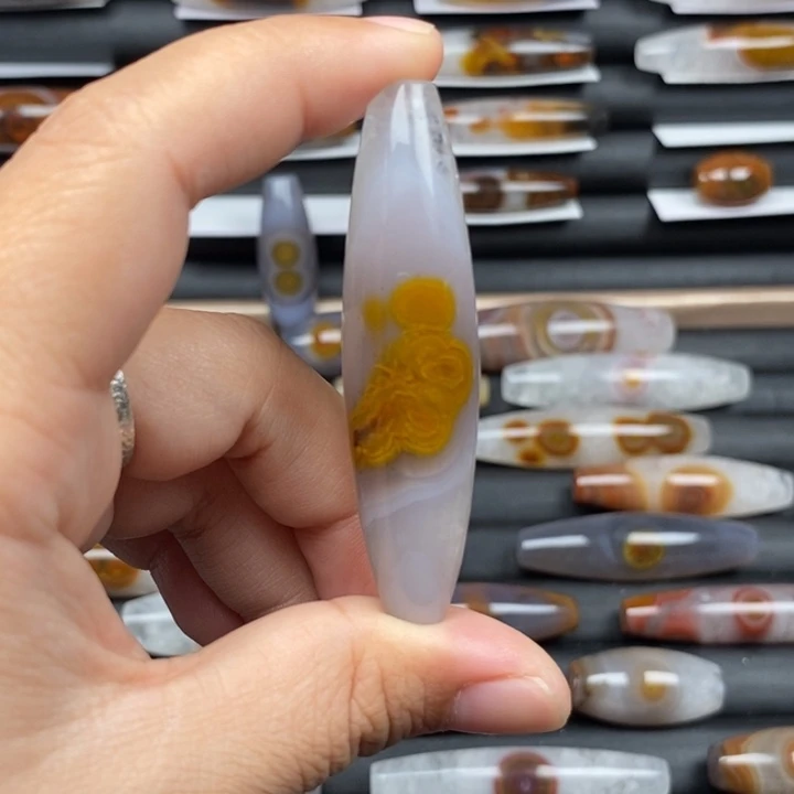 玛瑙/玉髓未镶嵌颈饰