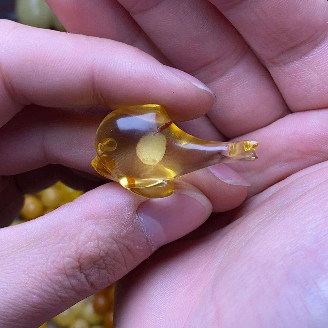 琥珀未镶嵌裸石蜜蜡