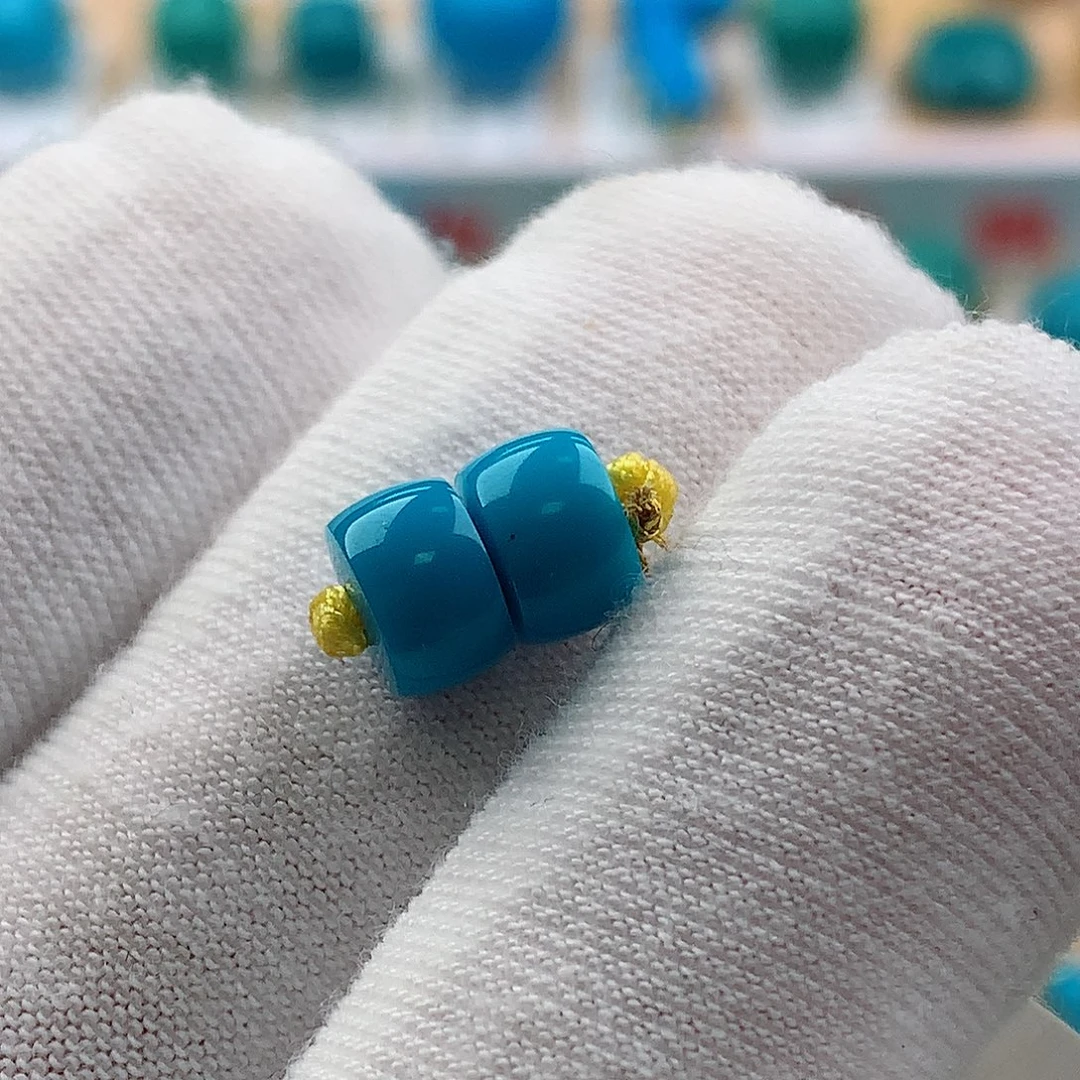 绿松石未镶嵌珠宝奇石7