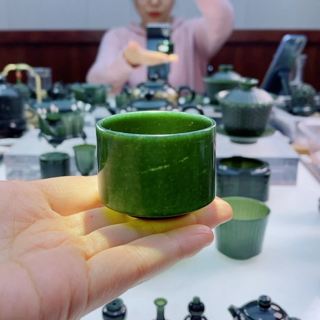 未镶嵌和田玉摆件