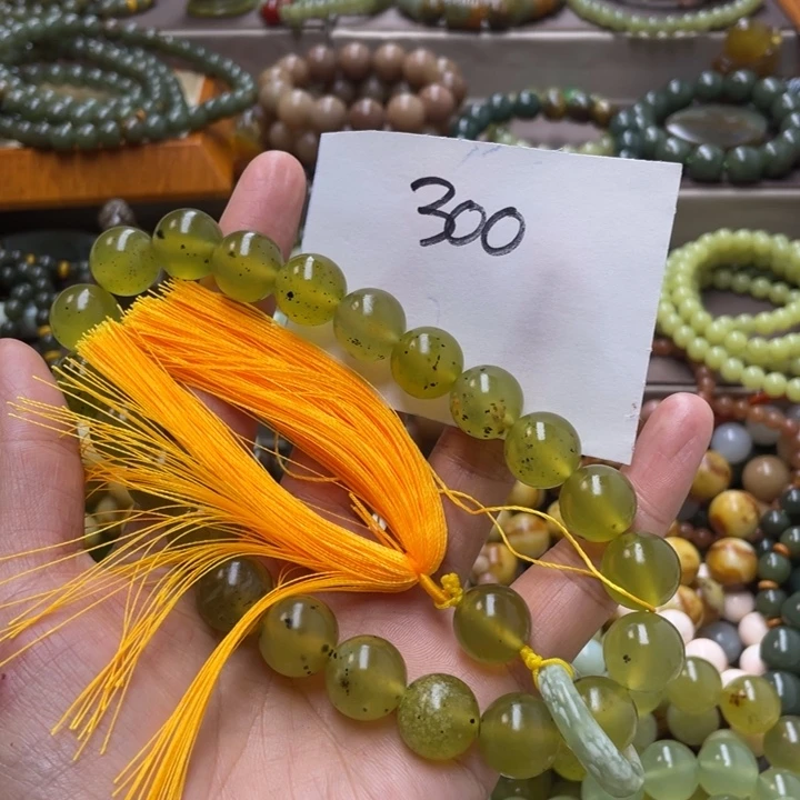 未镶嵌透闪石-蛇纹石玉手链英*