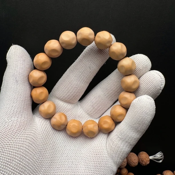 猴头手串微瑕奶酪14mm左右