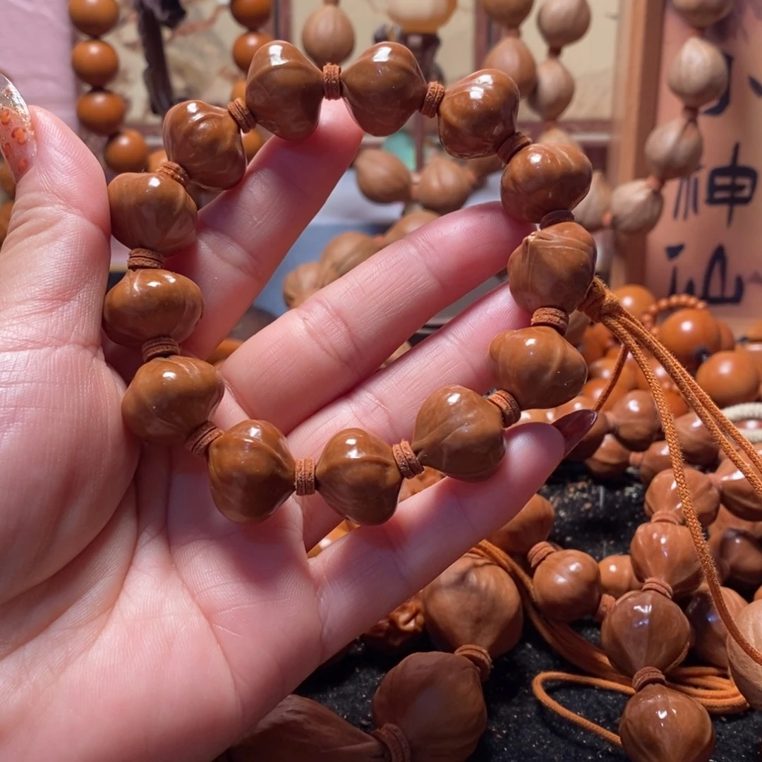 橄榄核手串/手链1.7屁桃鸡血