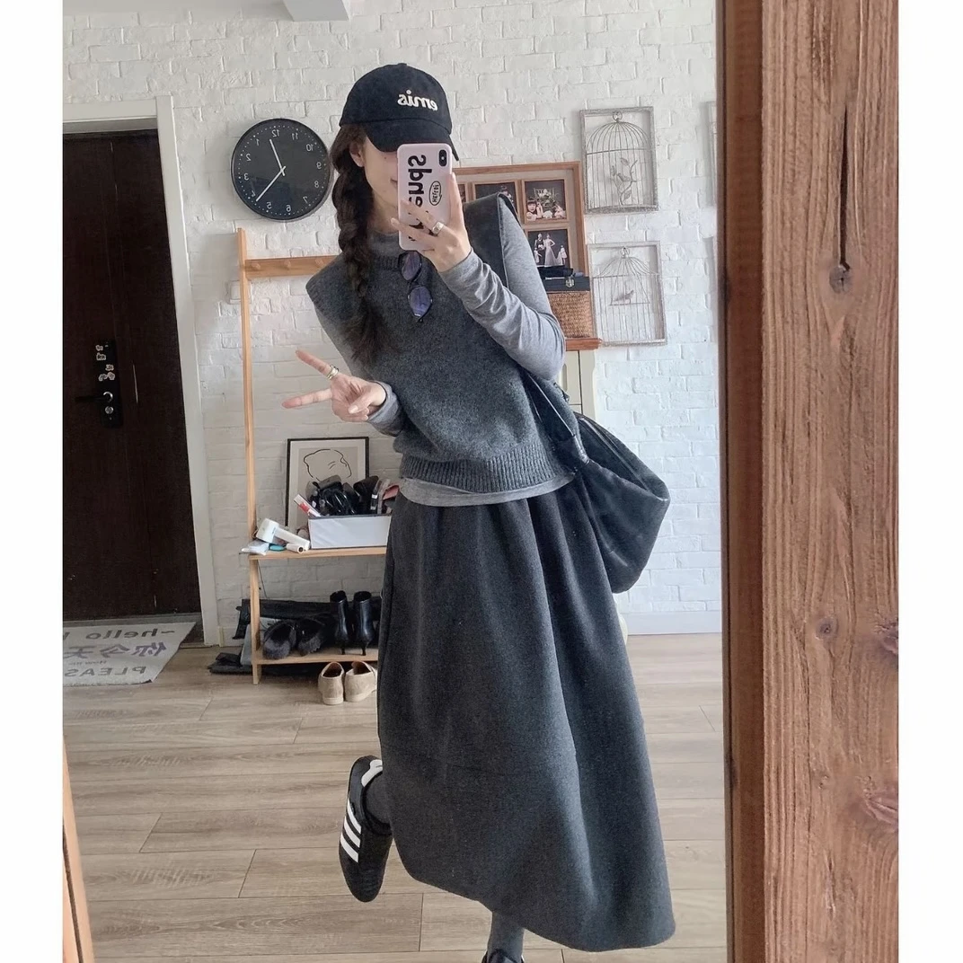 【有运补】格雷系针织马甲内搭上衣秋叠穿毛呢花苞半身裙韩系三件套